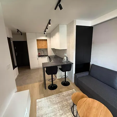Lägenhet Luxury Centrum, Nowe 33m, 6 Sierpnia 19a, Wysoki Standard